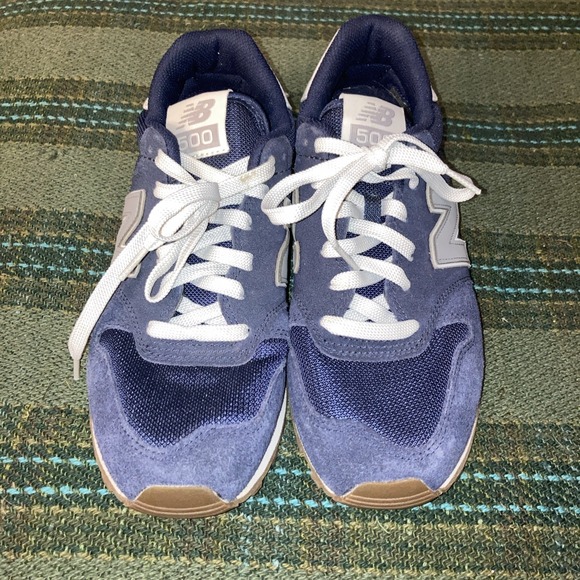 Size 9 NB New Balance 500 Running Shoe Navy Gum Blue Excellent Condition - Picture 2 of 6